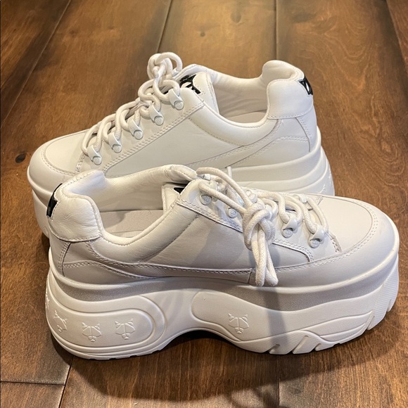 Naked Wolfe Sprinter Mega Platform Sneaker - Picture 8 of 16